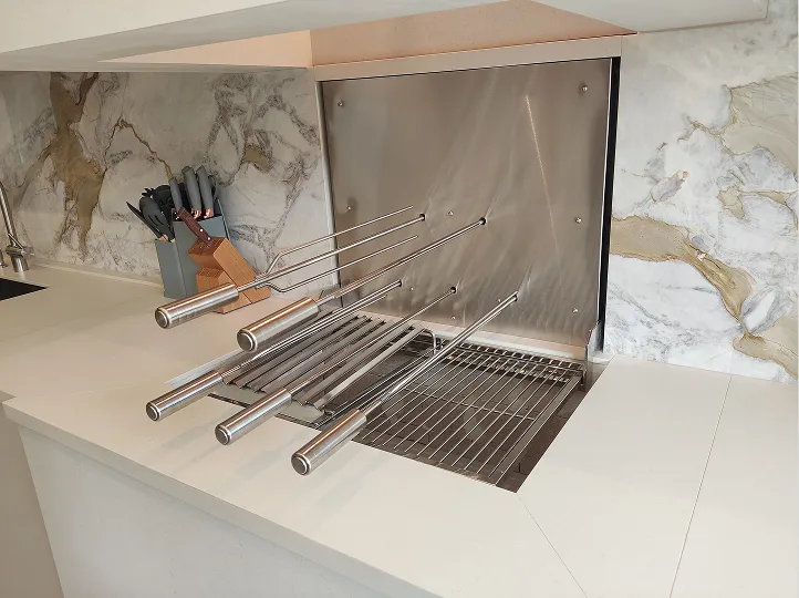 Churrasqueira sob medida em inox 304 instalada em Ituporanga, SC